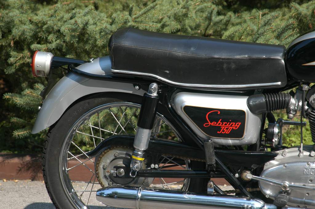 Мотоцикл Ducati 350 Sebring 1965 фото