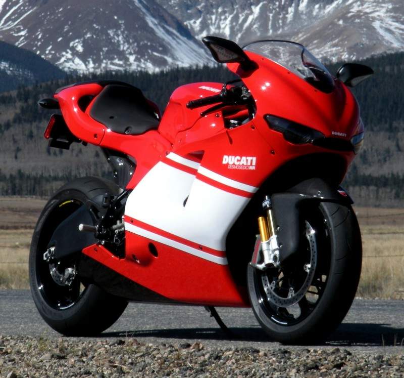 Мотоцикл Ducati Desmosedici RR 2006