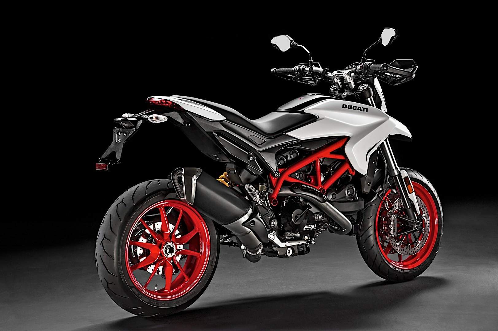 Мотоцикл Ducati Hypermotard 939 2017 фото