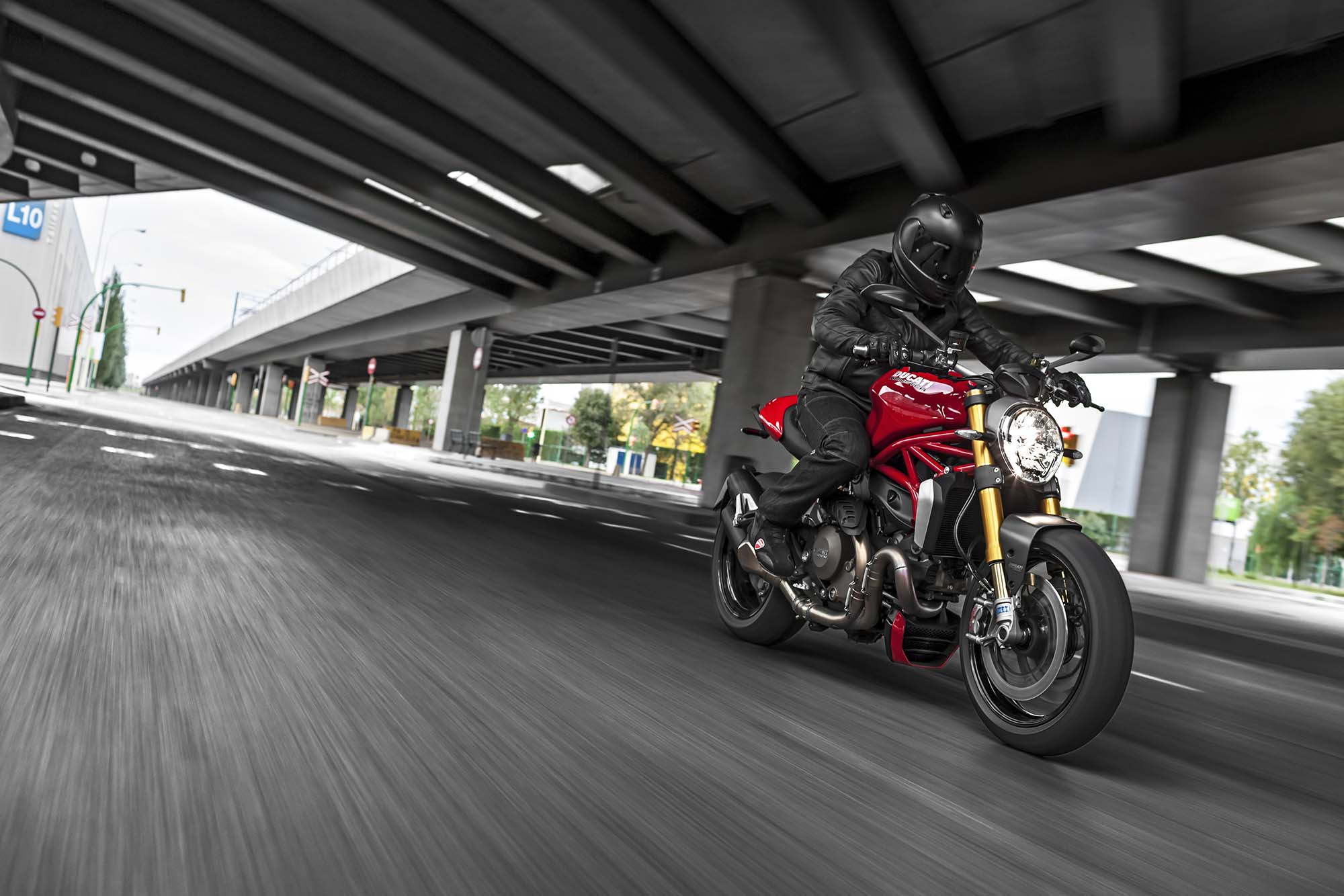 Мотоцикл Ducati Monster 1200S 2014 фото
