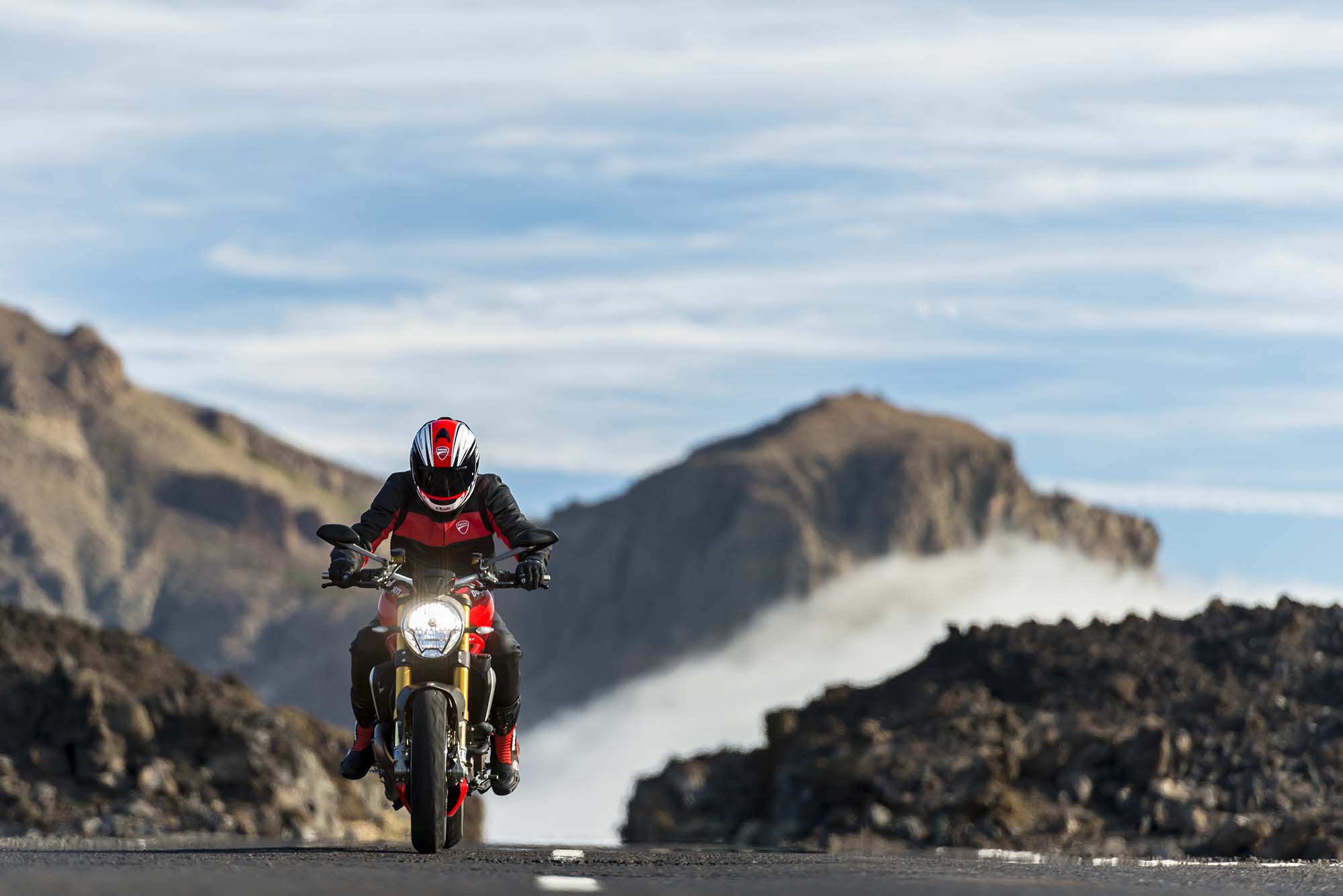 Мотоцикл Ducati Monster 1200S 2014 фото