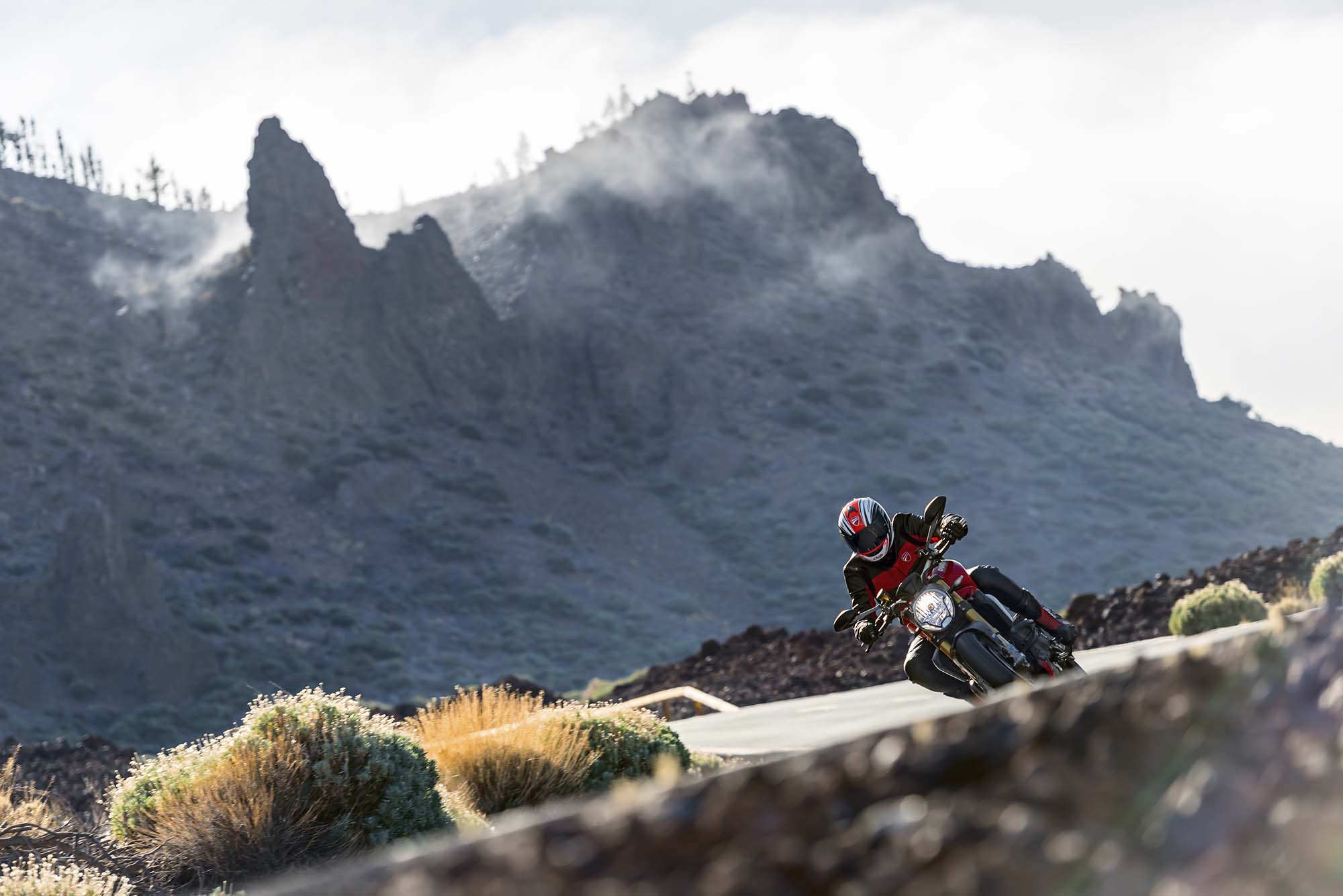 Мотоцикл Ducati Monster 1200S 2014 фото