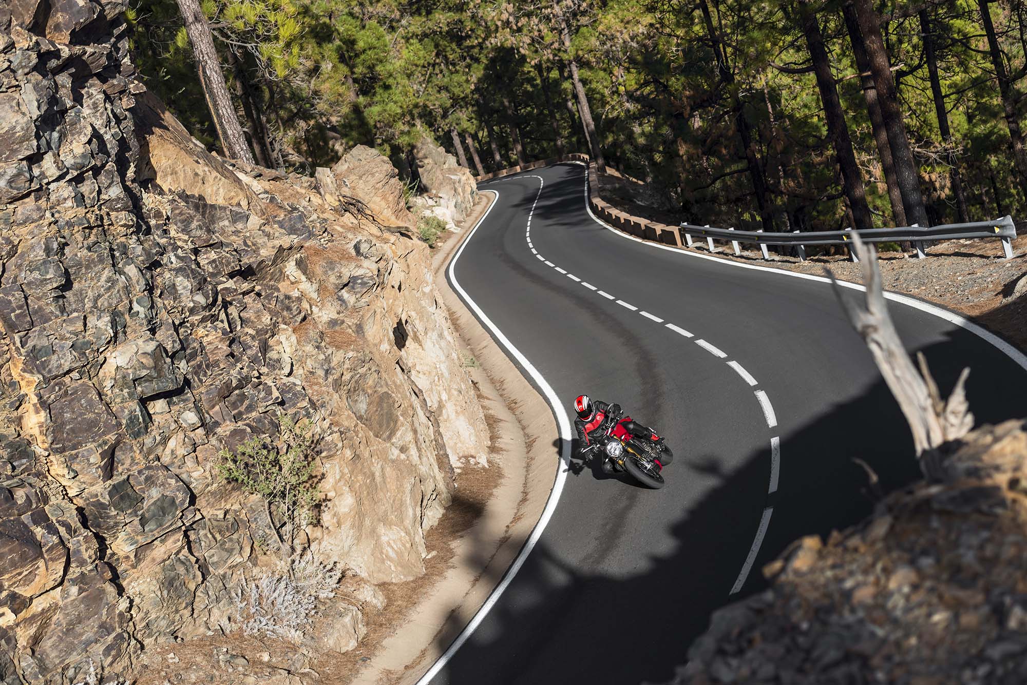 Мотоцикл Ducati Monster 1200S 2014 фото