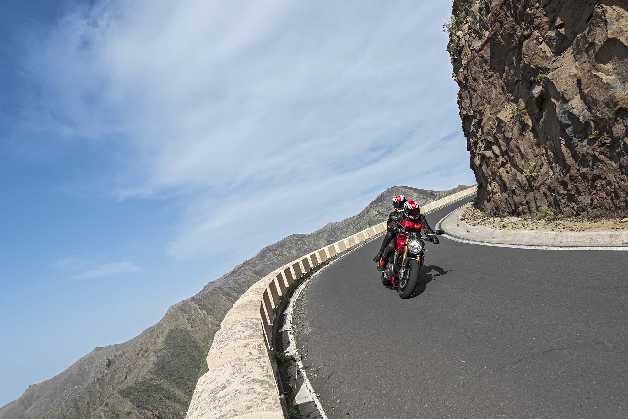 Мотоцикл Ducati Monster 1200S 2014 фото