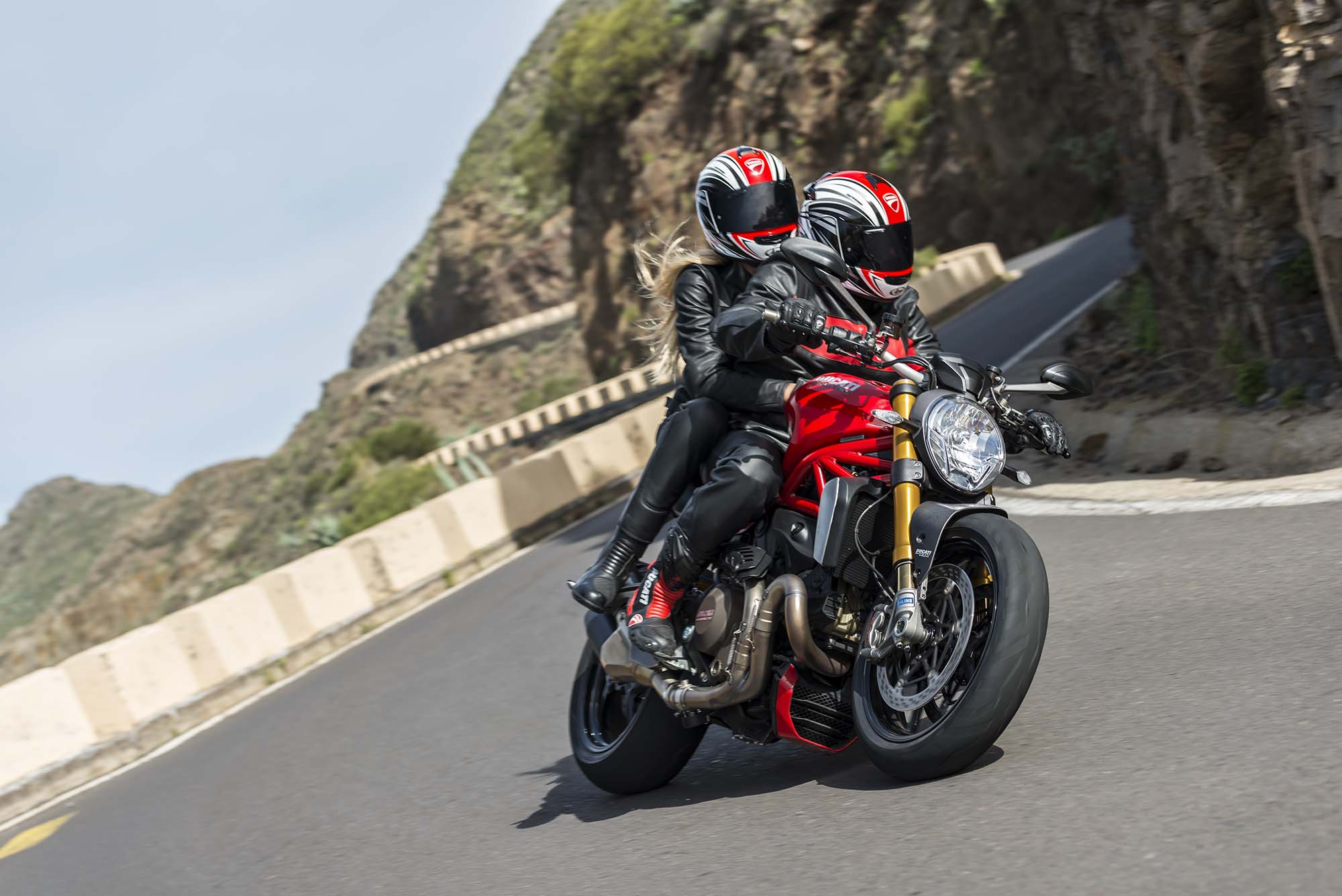 Мотоцикл Ducati Monster 1200S 2014 фото