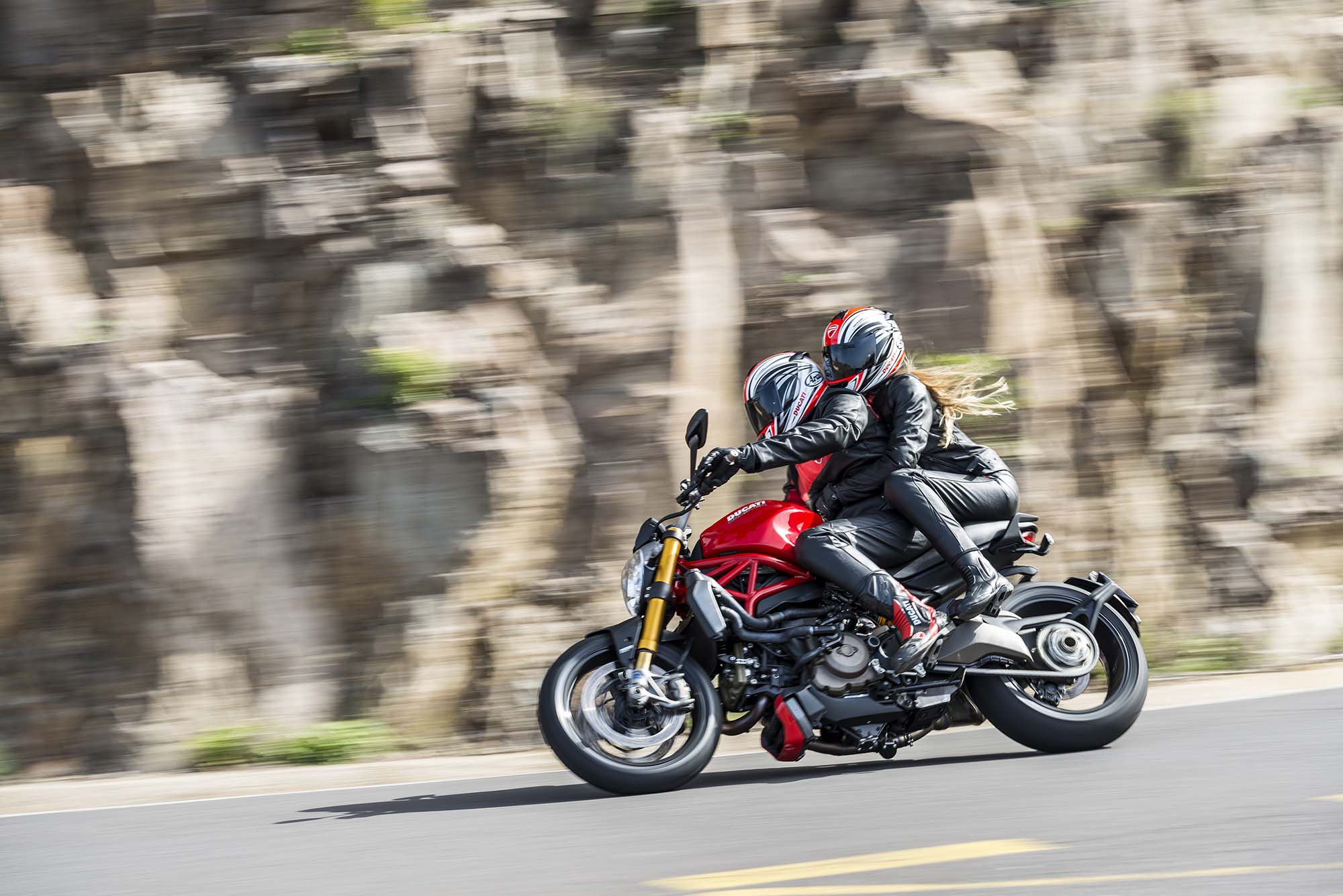 Мотоцикл Ducati Monster 1200S 2014 фото