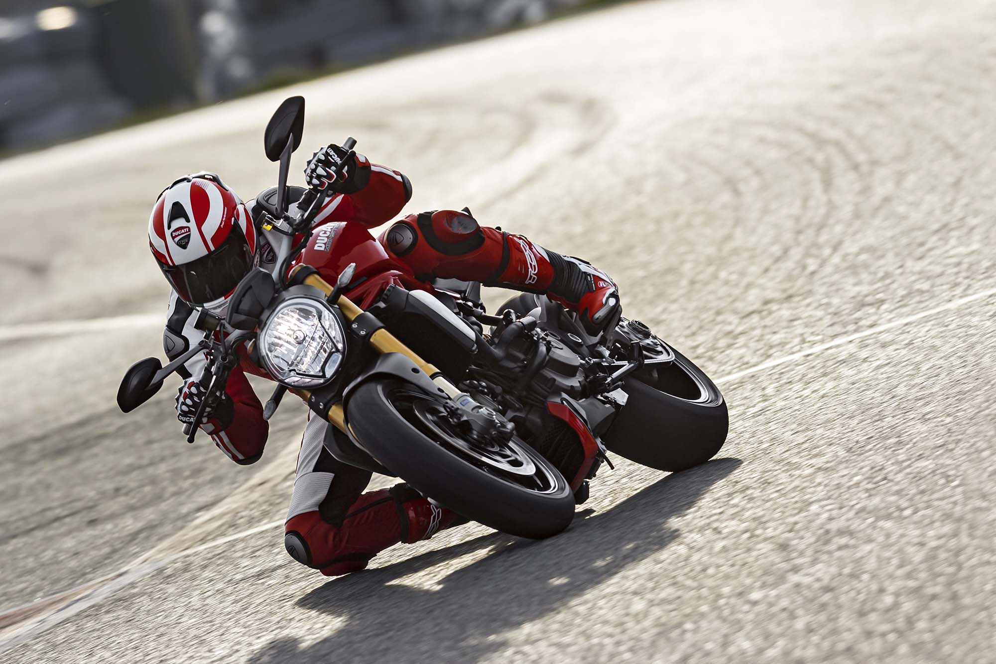 Мотоцикл Ducati Monster 1200S 2014 фото