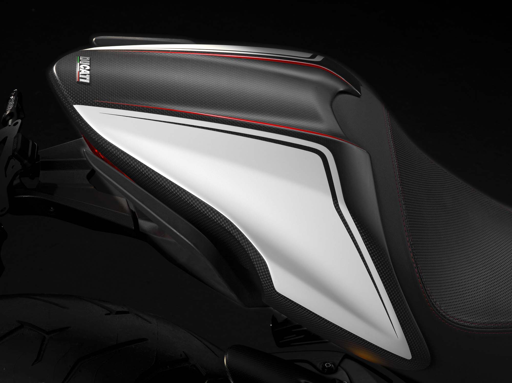 Мотоцикл Ducati Monster 1200S 2014 фото