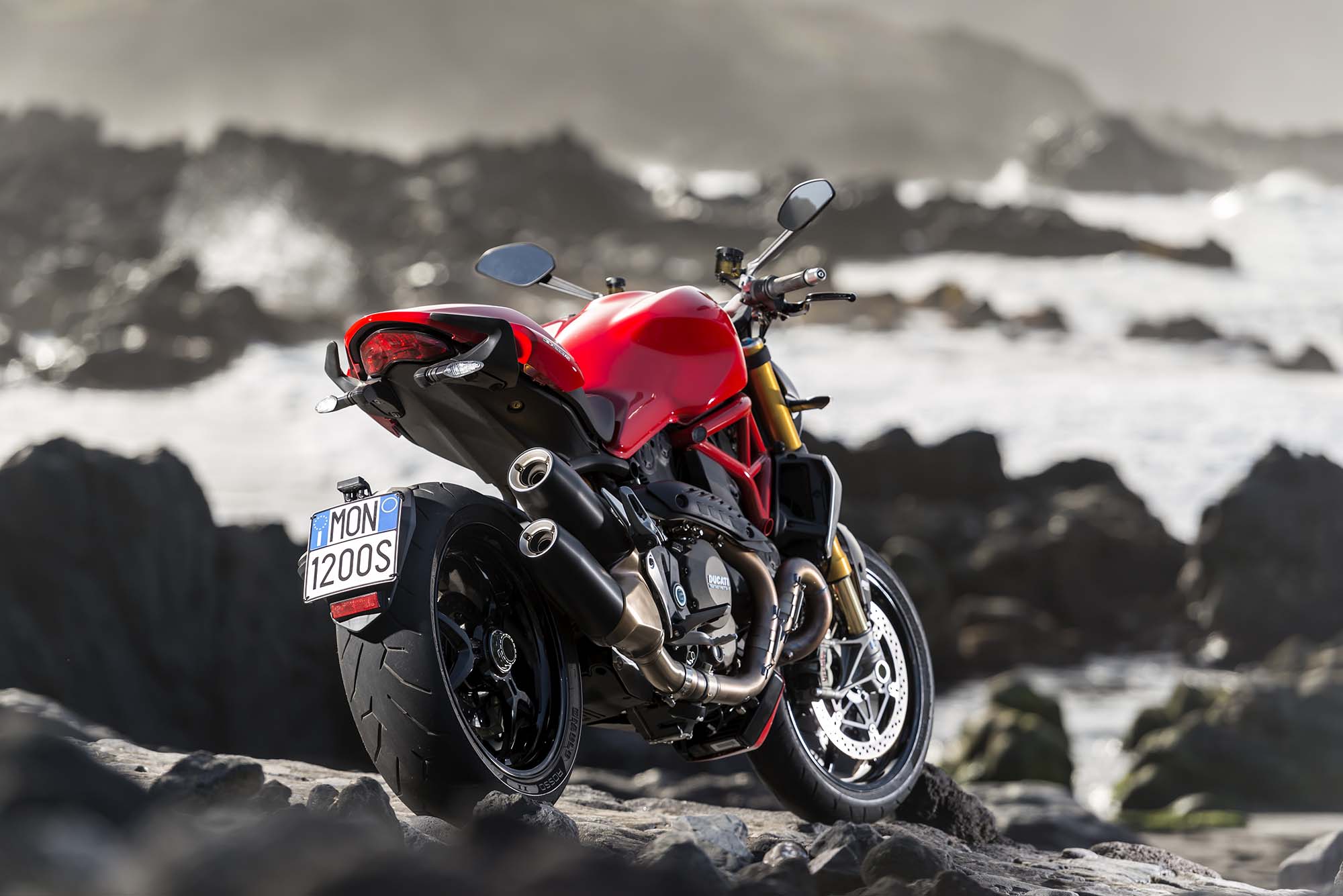 Мотоцикл Ducati Monster 1200S 2014 фото