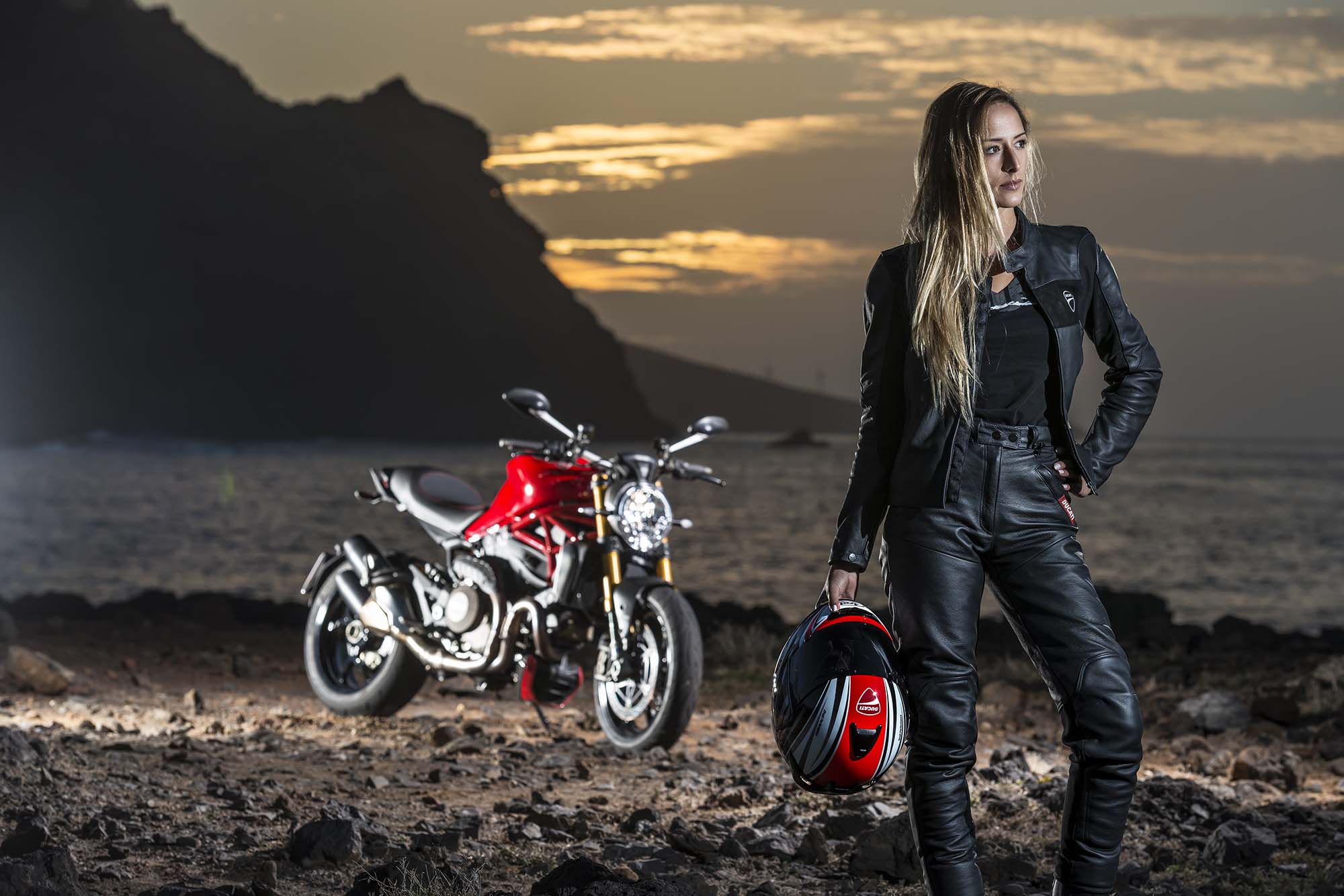Мотоцикл Ducati Monster 1200S 2014 фото