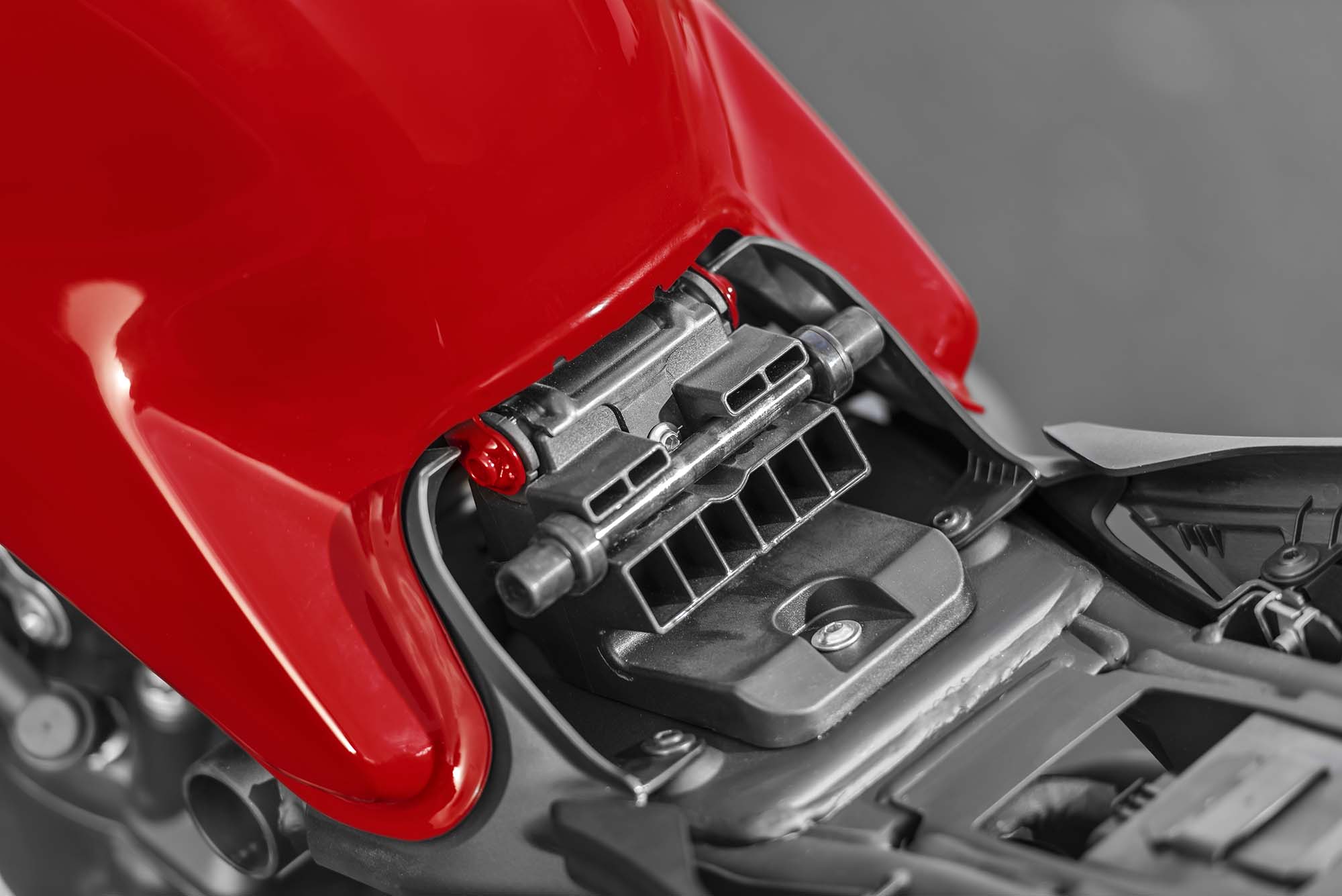 Мотоцикл Ducati Monster 1200S 2014 фото
