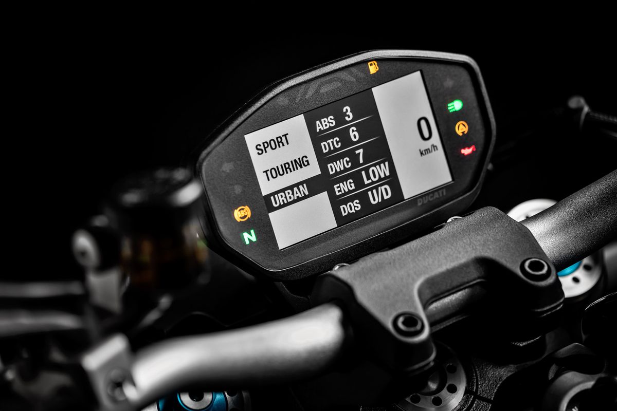 Мотоцикл Ducati Monster 1200S 2020 фото