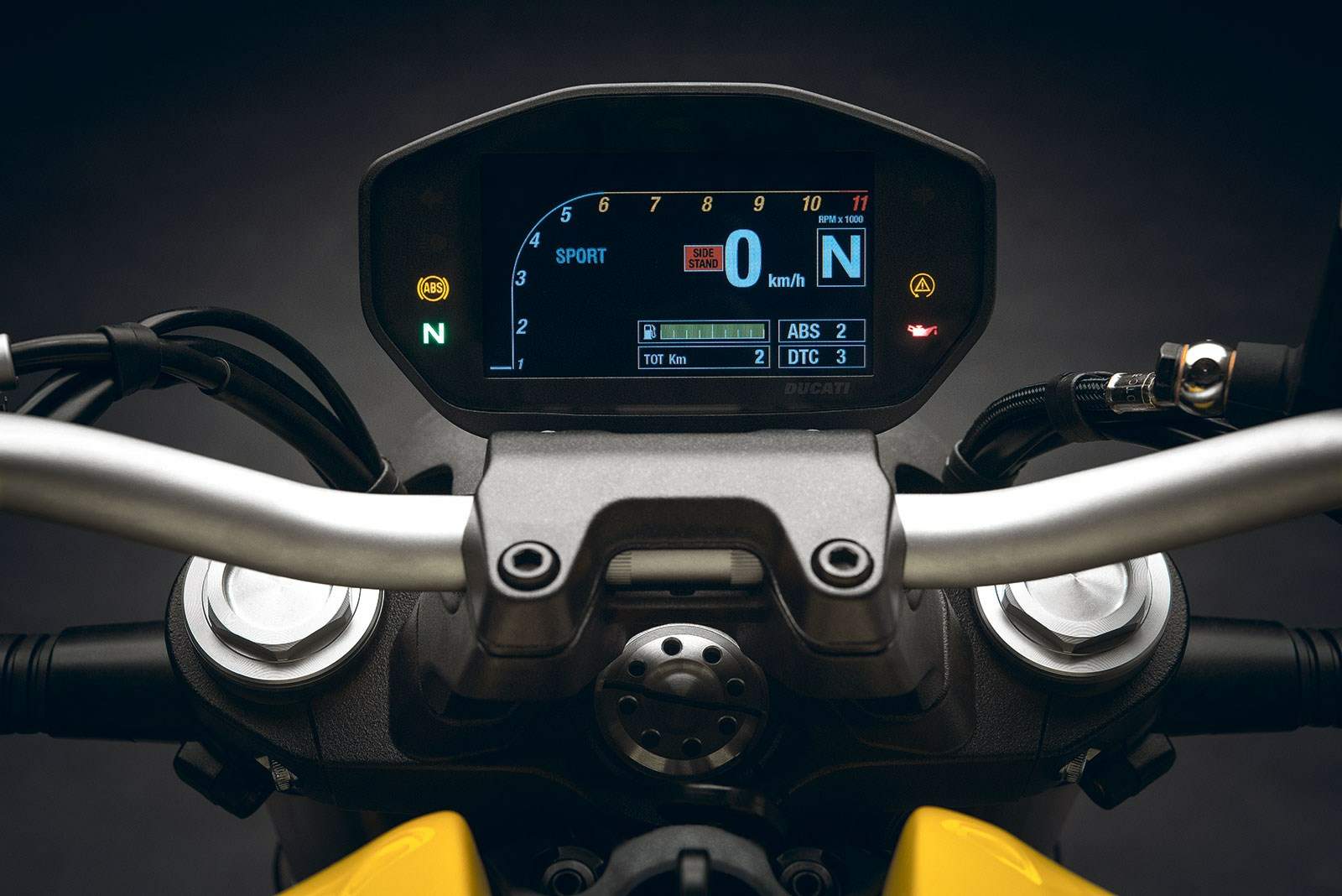 Мотоцикл Ducati Monster 821 2017 фото