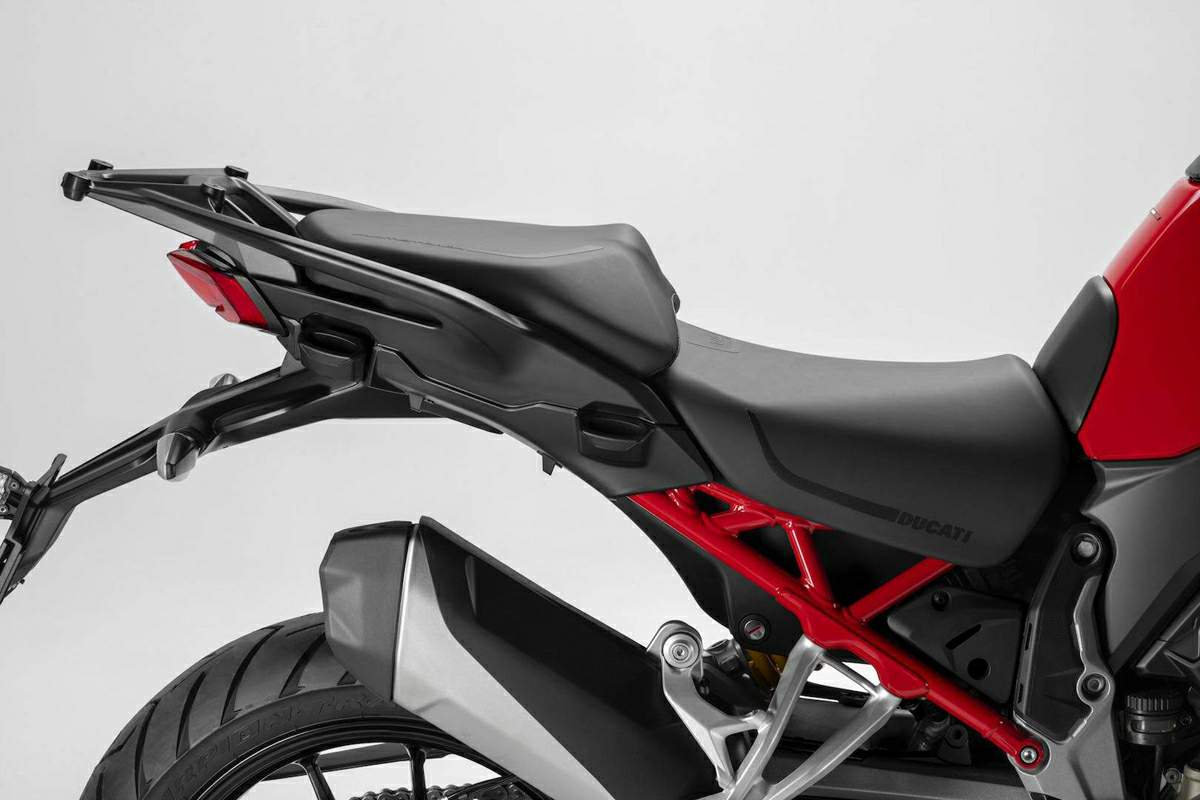 Мотоцикл Ducati Multistrada V4 2021 фото