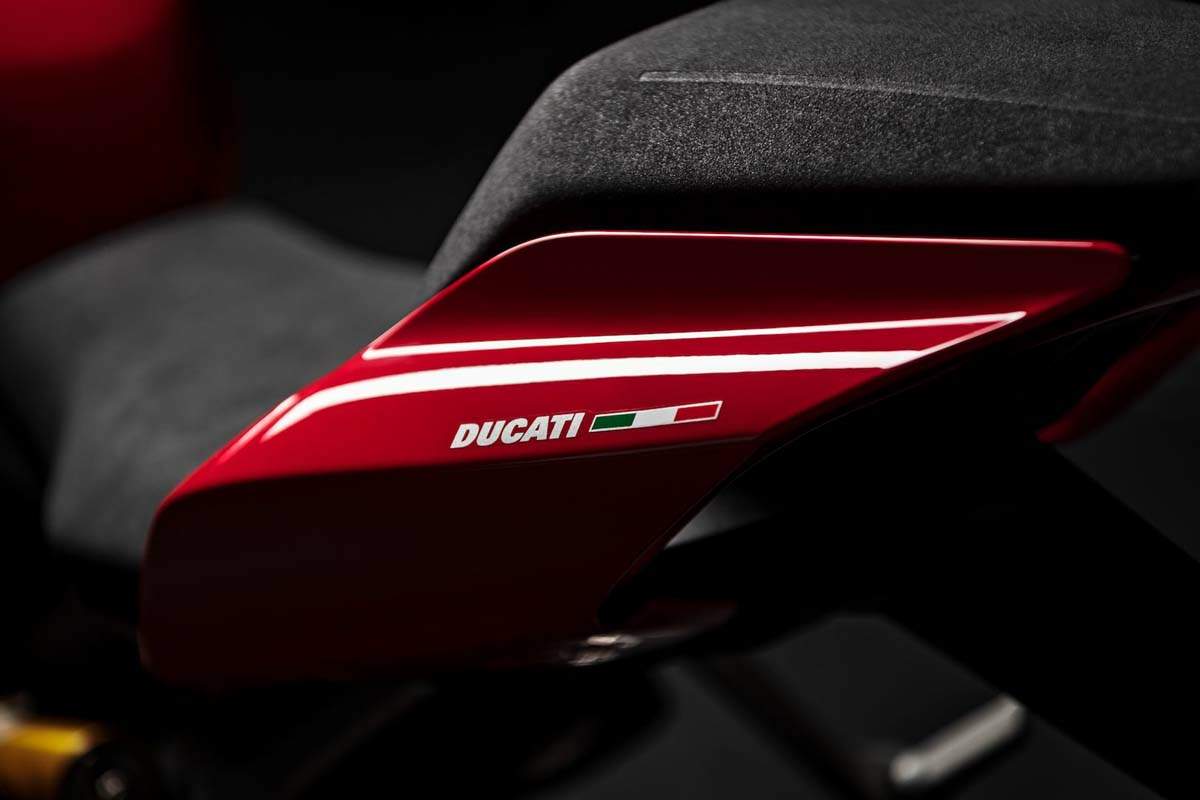 Мотоцикл Ducati Panigale V2 2020 фото
