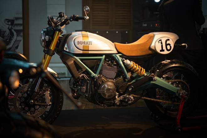 Мотоцикл Ducati Scrambler Paul Smart Replica 2015 фото