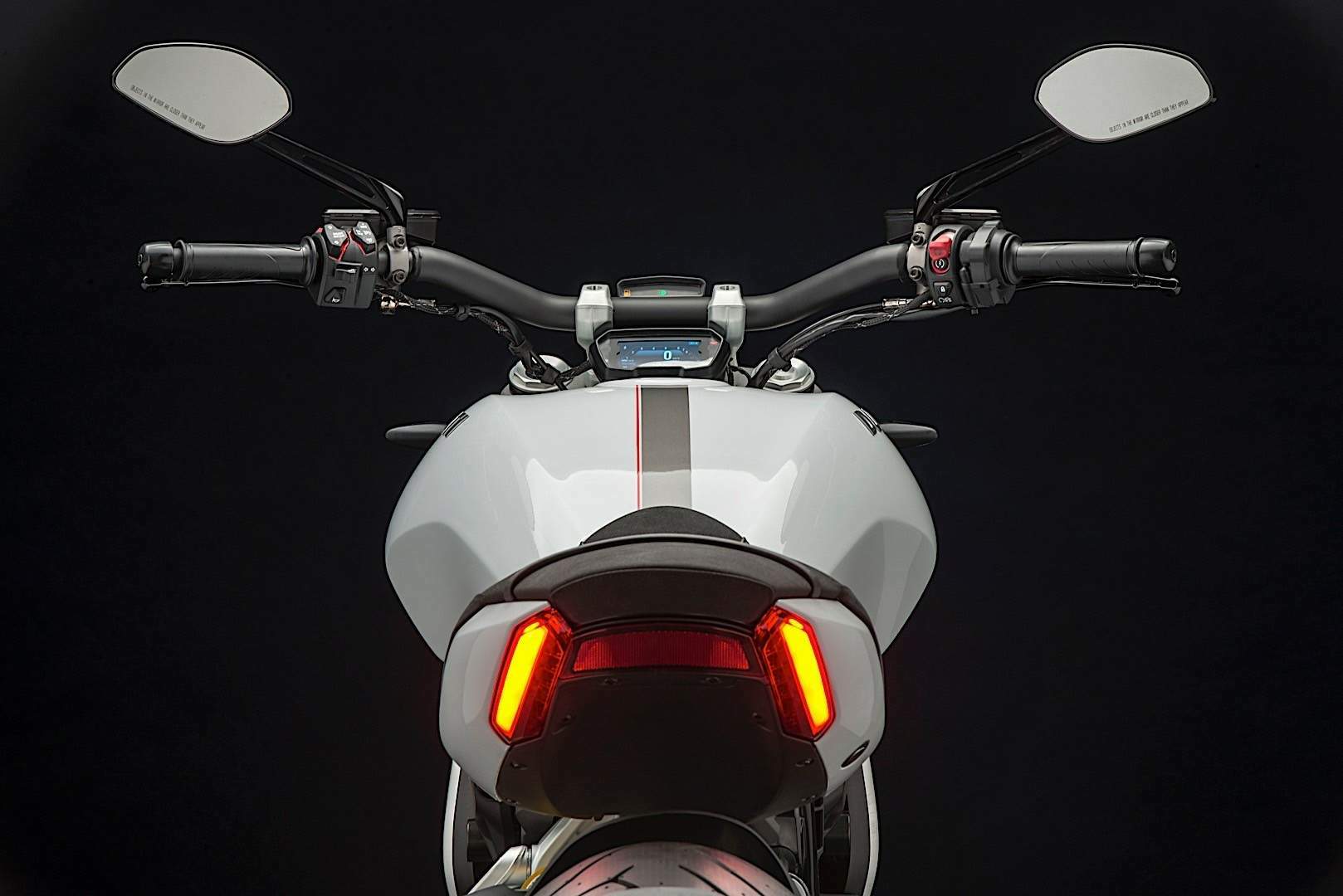 Мотоцикл Ducati XDiavel S 2017 фото