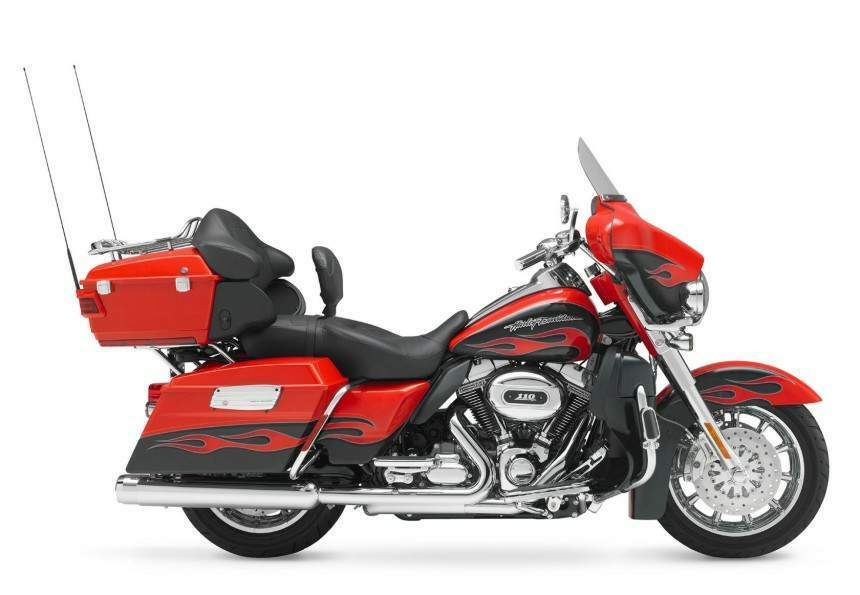 Мотоцикл Harley Davidson FLHTCU Electra Glide Ultra Classic CVO 2010 фото