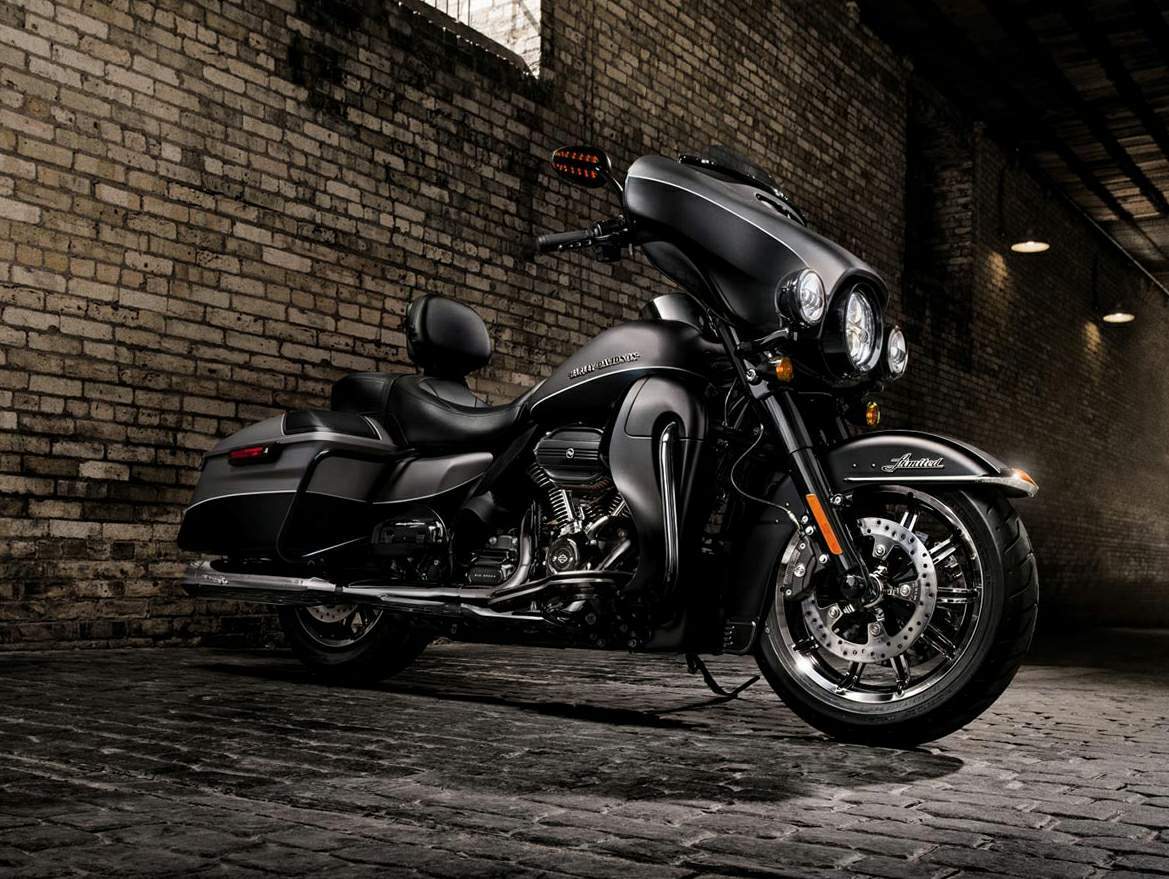 Мотоцикл Harley Davidson FLHTK Electra Glide Ultra Limited 2017 фото