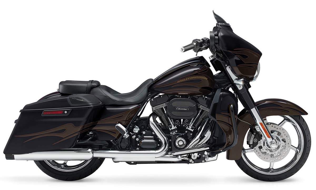 Мотоцикл Harley Davidson FLHX Street Glide CVO 2015 фото