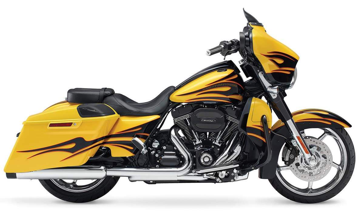 Мотоцикл Harley Davidson FLHX Street Glide CVO 2015 фото
