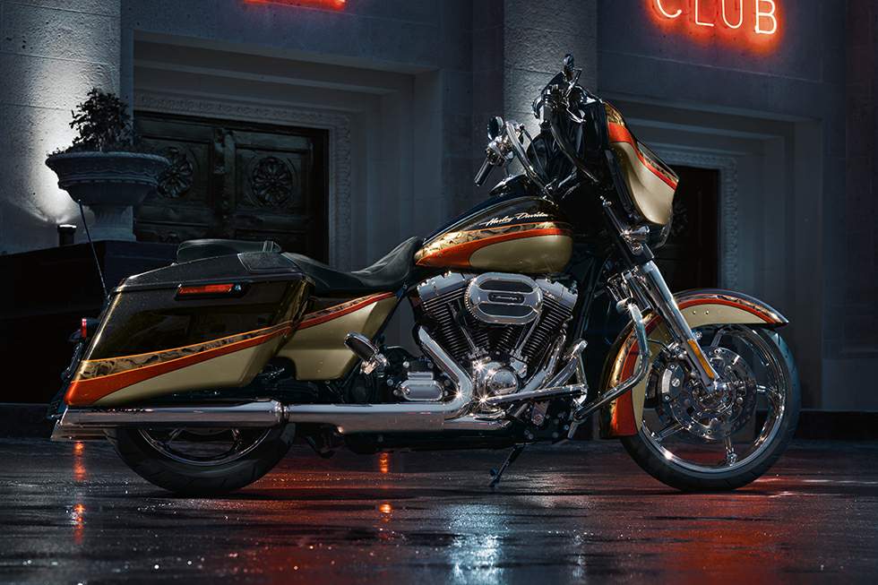 Мотоцикл Harley Davidson FLHXS Street Glide Special 2016 фото