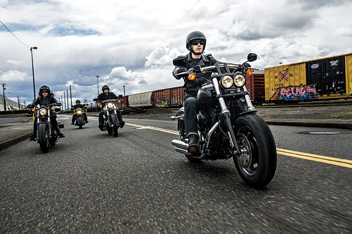 Мотоцикл Harley Davidson FXDF Dyna Fat Bob 2015 фото