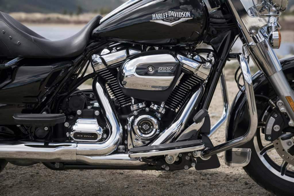 Мотоцикл Harley Davidson Road King 2019 фото
