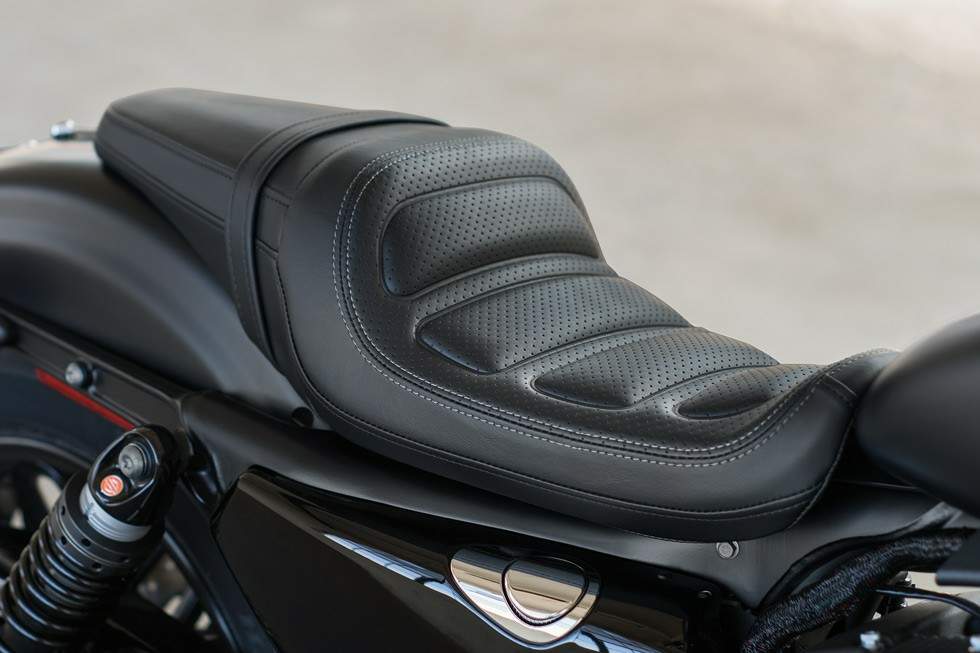 Мотоцикл Harley Davidson XL 1200 Roadster 2016 фото