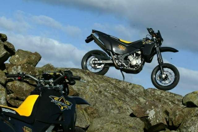 Мотоцикл Highland 950 V2 Super Motard 2003 фото