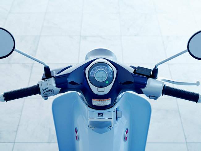Мотоцикл Honda C 125 Super Cub ABS 2018 фото