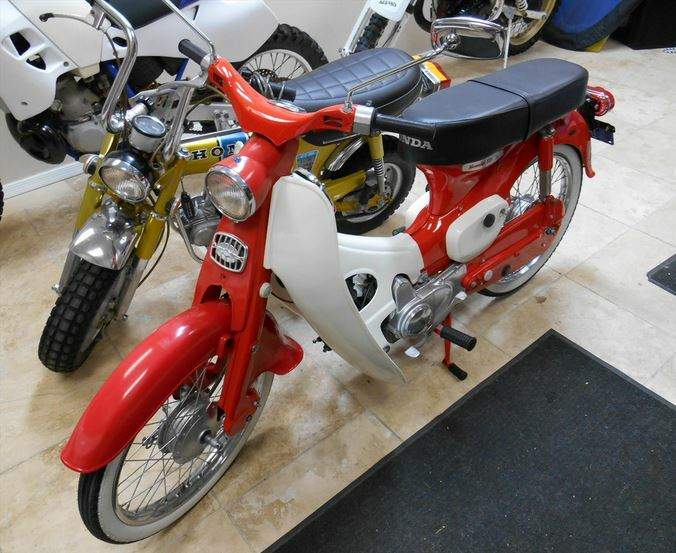 Мотоцикл Honda C 50 Super Cub 1966 фото