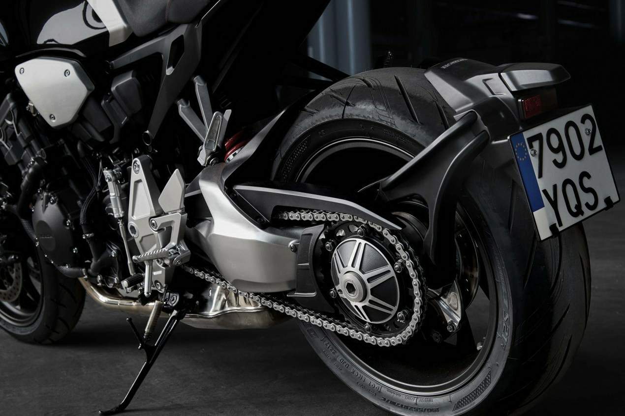 Мотоцикл Honda CB 1000R 2018 фото