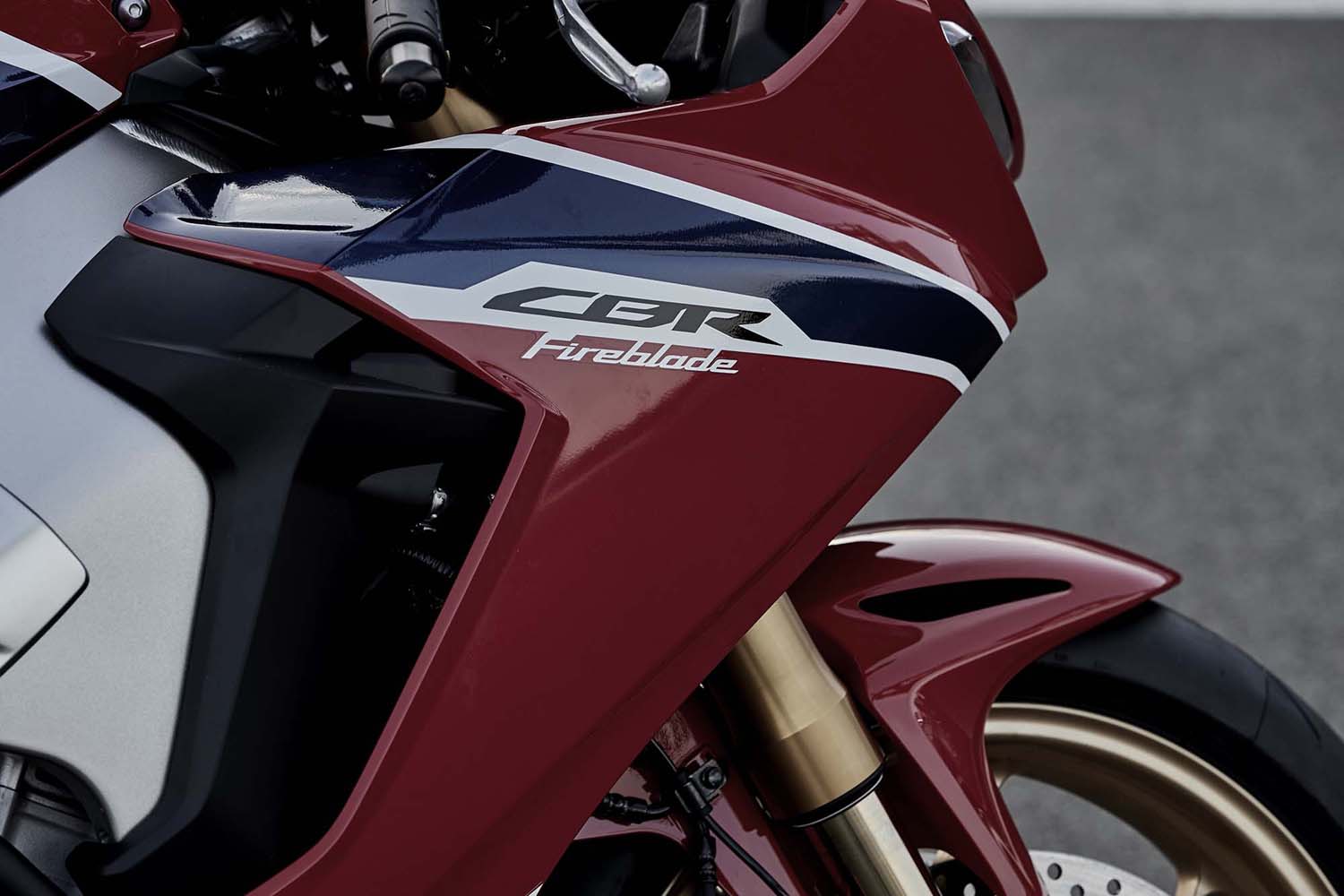 Мотоцикл Honda CBR 1000RR-SP Fireblade 2018 фото
