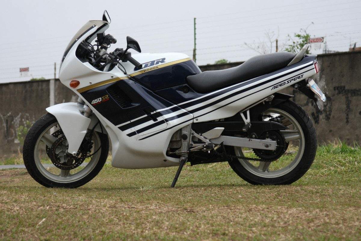 Мотоцикл Honda CBR 450SR 1989 фото