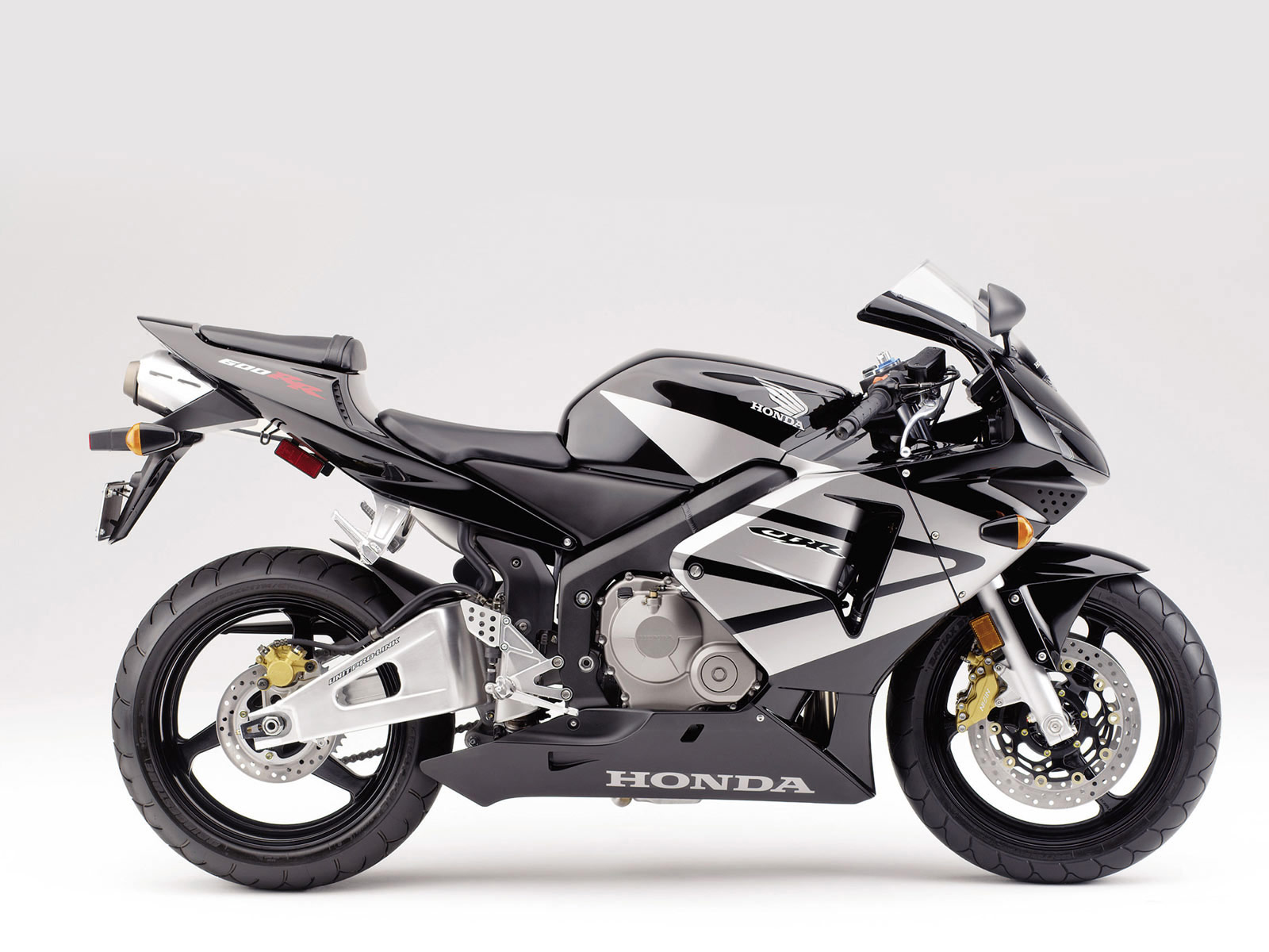 Мотоцикл Honda CBR 600 RR 2004
