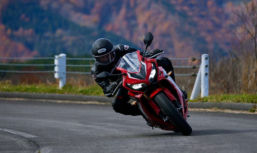 Мотоцикл Honda CBR 650R 2021 фото