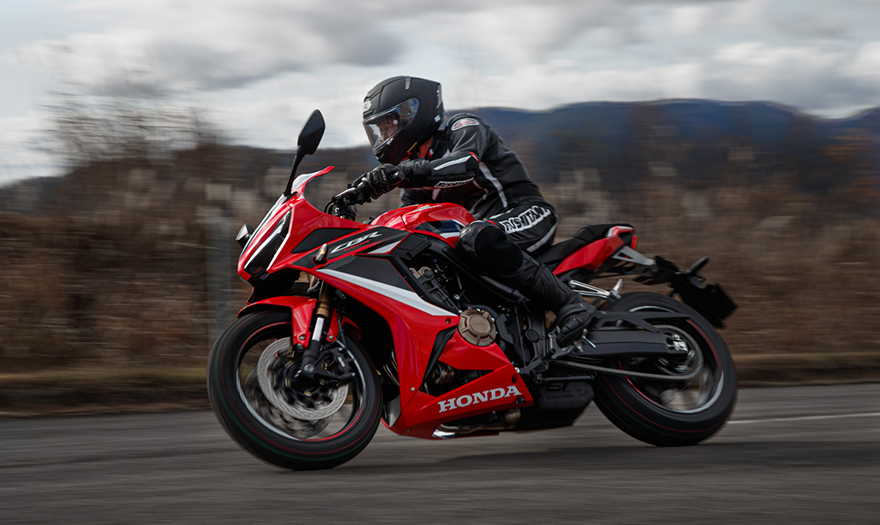 Мотоцикл Honda CBR 650R 2021 фото