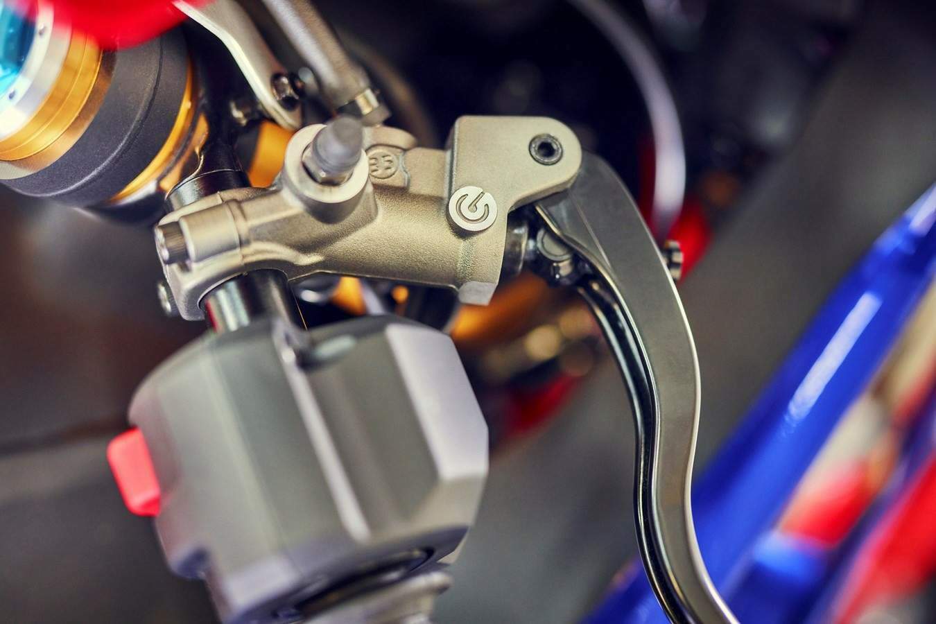 Мотоцикл Honda CBR1000RR-R Fireblade SP 2024 фото