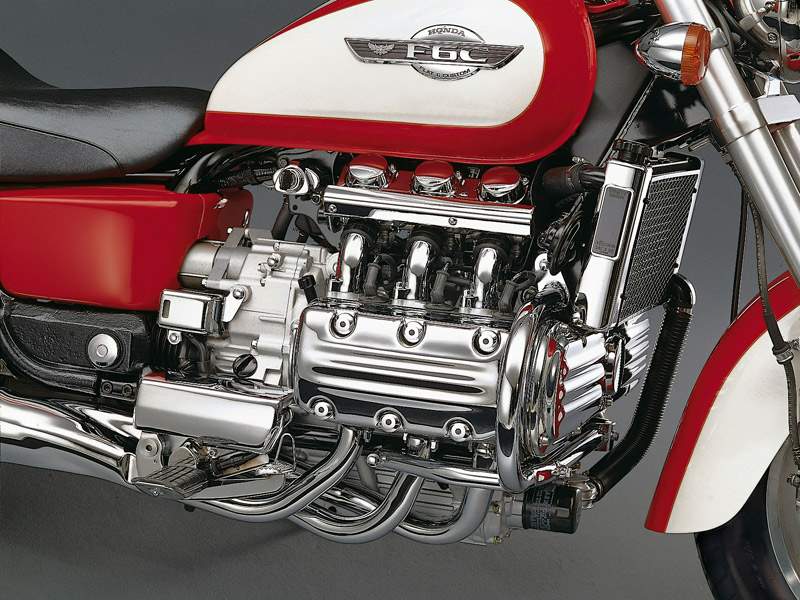 Мотоцикл Honda F6C Valkyrie 1996 фото
