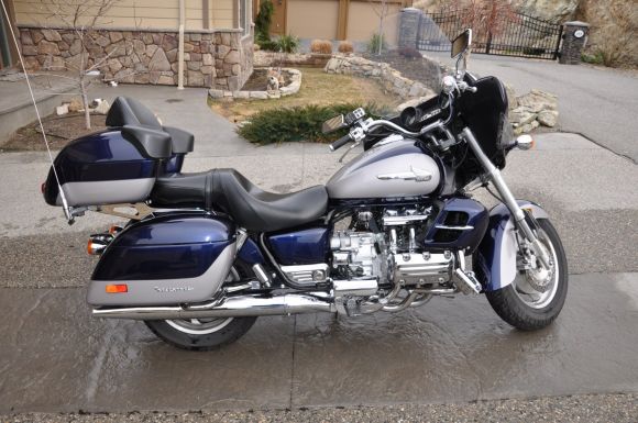 Мотоцикл Honda GL 1500C F6C Valkyrie Interstate 2000 фото