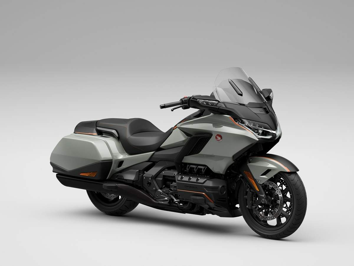 Мотоцикл Honda GL 1800 Gold Wing 2022 фото