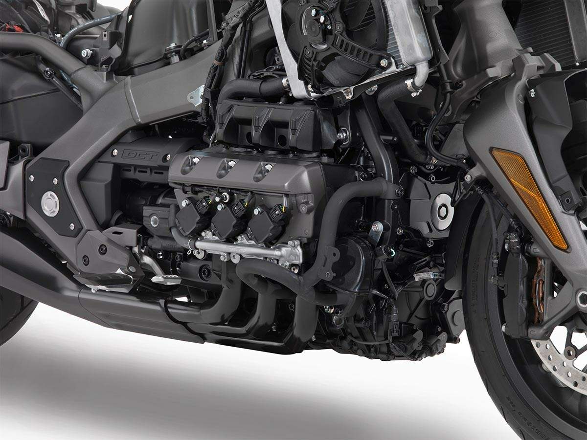 Мотоцикл Honda GLX 1800 Gold Wing 2019 фото