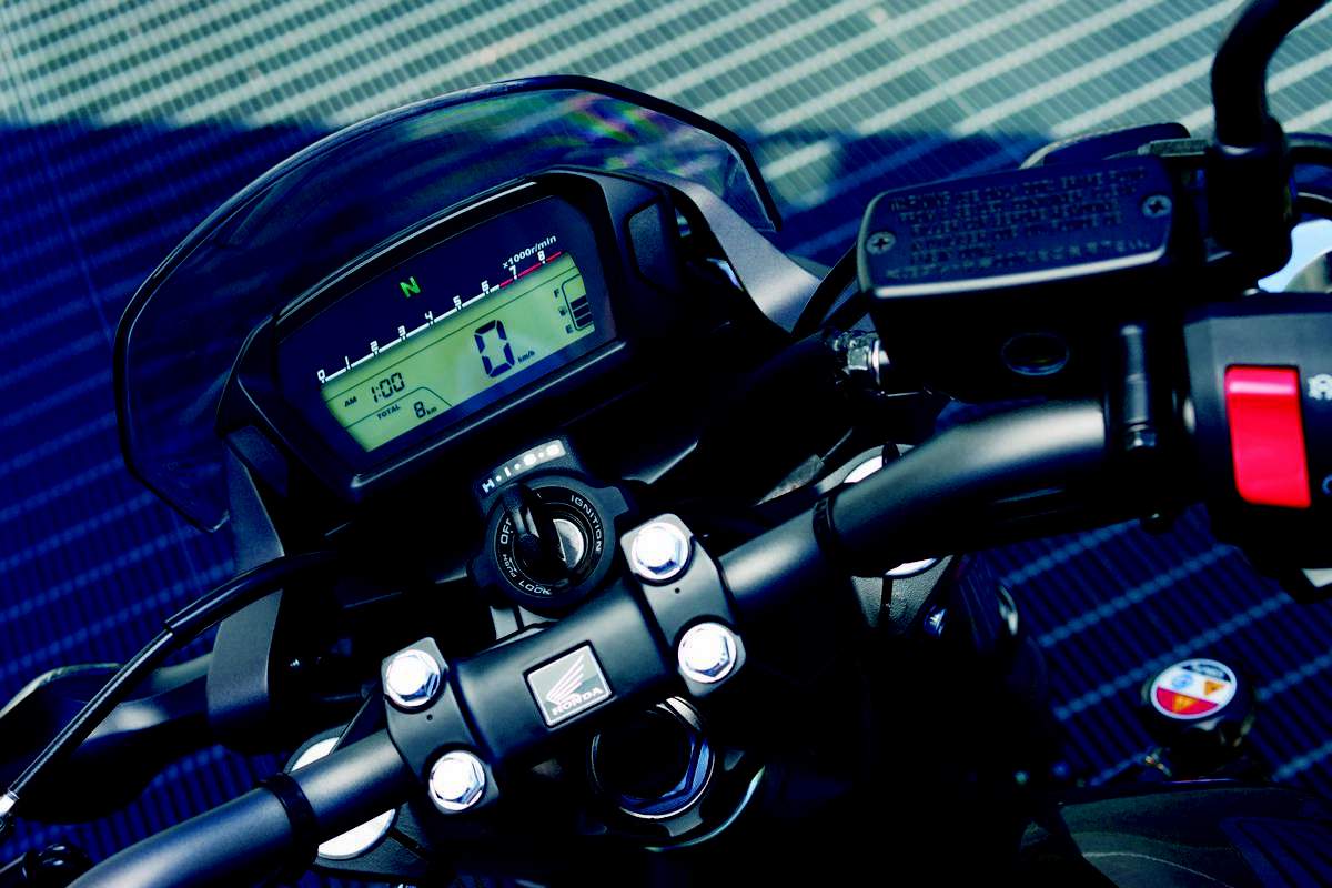 Мотоцикл Honda NC 700S / DCT 2012 фото