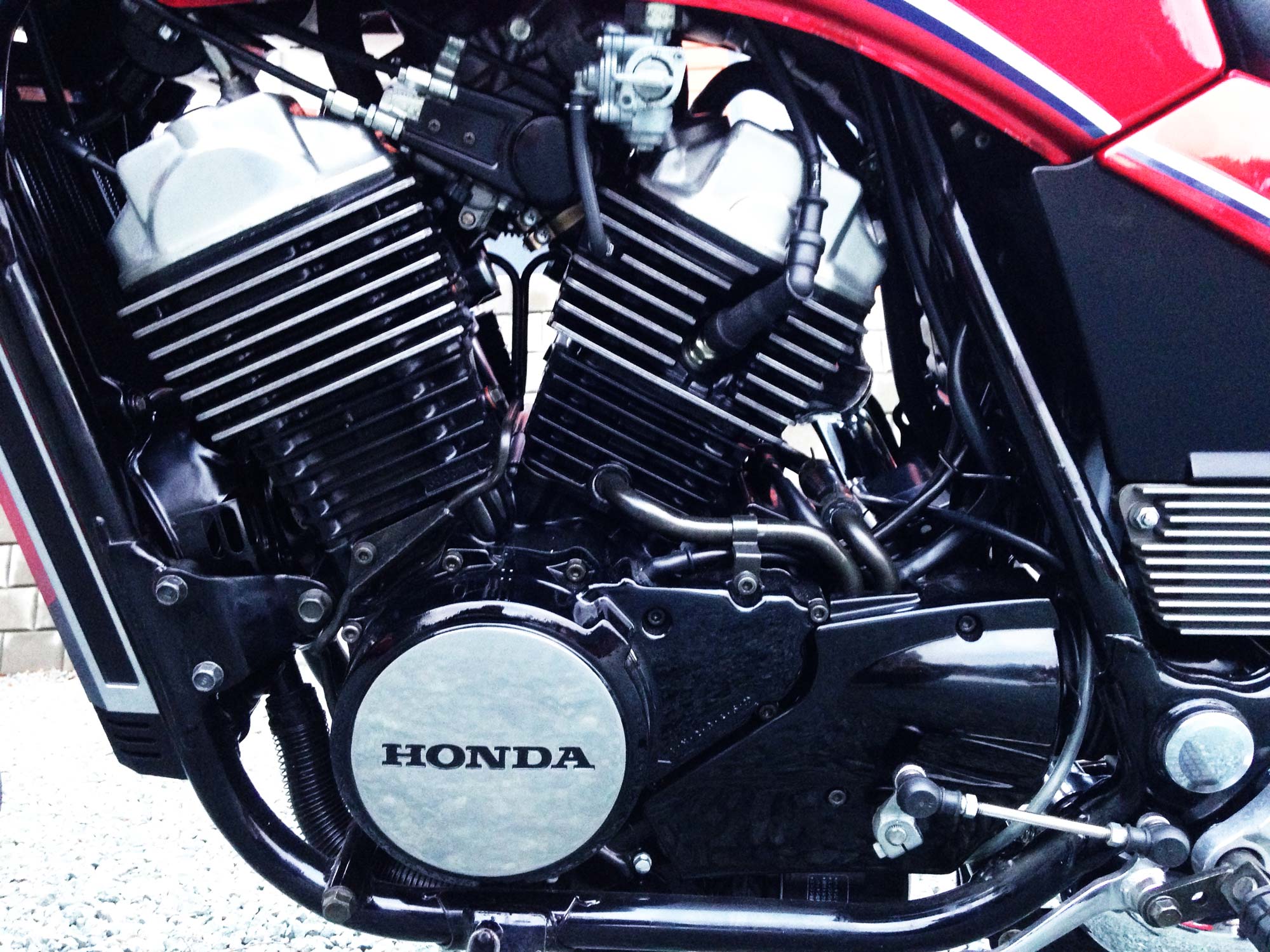 Мотоцикл Honda NV 400SP 1983 фото