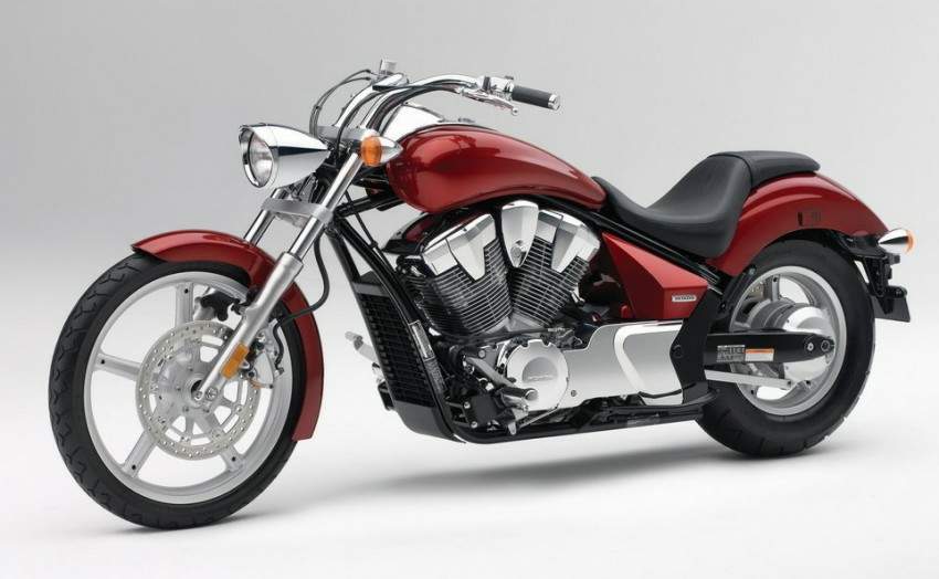 Мотоцикл Honda VT 1300CS Sabre 2011 фото
