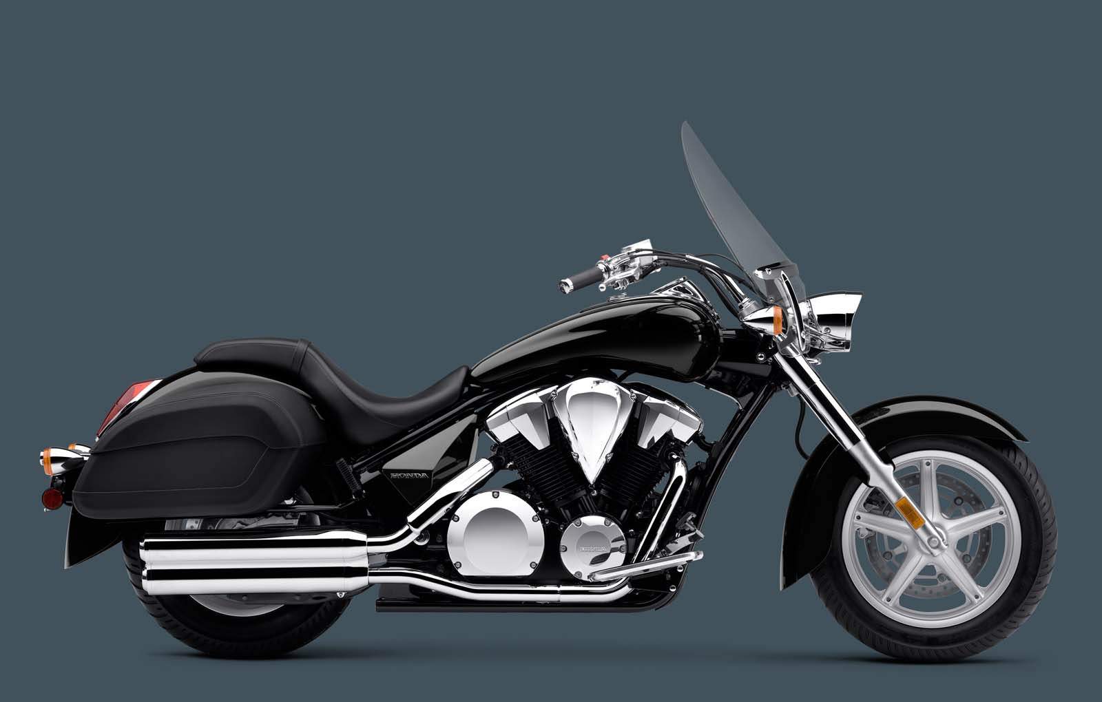 Мотоцикл Honda VT 1300CT Interstate 2015 фото
