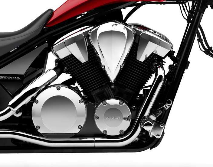 Мотоцикл Honda VT 1300CX Fury 2018 фото