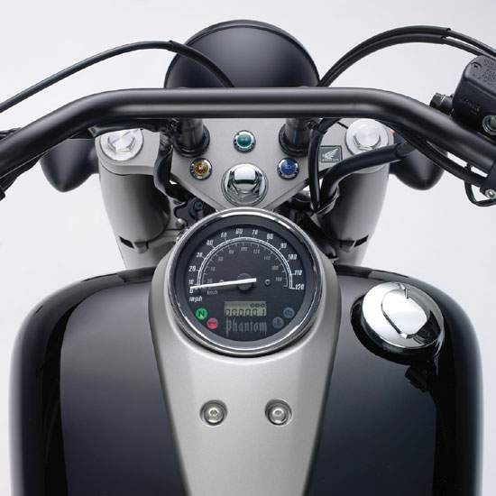Мотоцикл Honda VT 750C Shadow Phantom 2010 фото