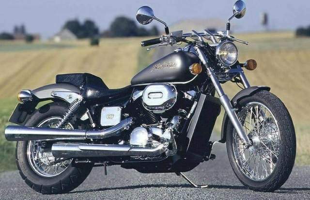 Мотоцикл Honda VT 750DC Black Widow 2004 фото